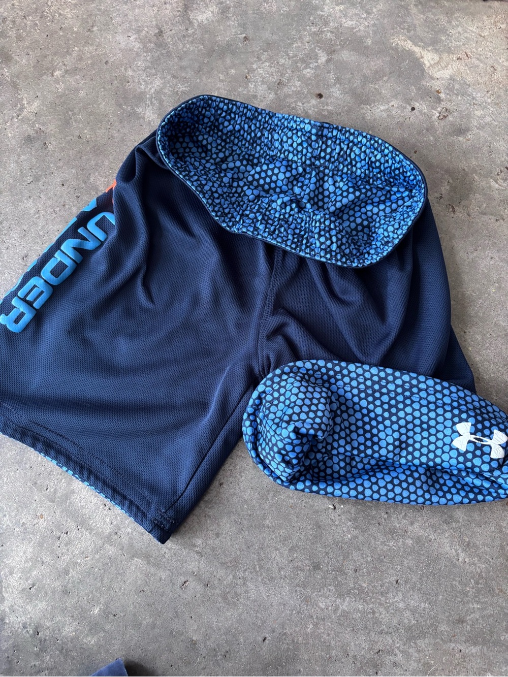 Under Armour Electric Blue & navy Reversible dot Pattern Shorts